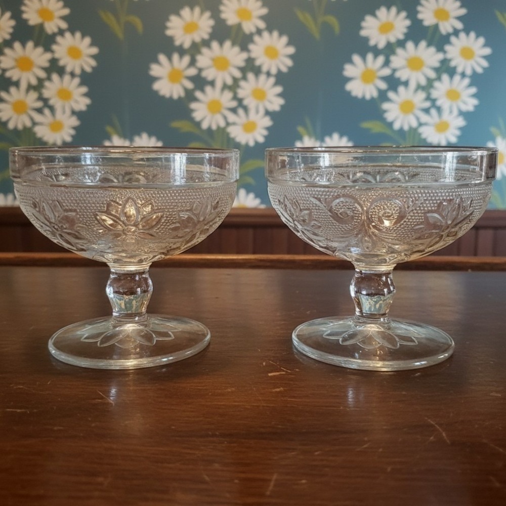 Indiana Glass Sandwich Champagne Coupes,‎ Set of 2, Vintage Knob Stem Bowls